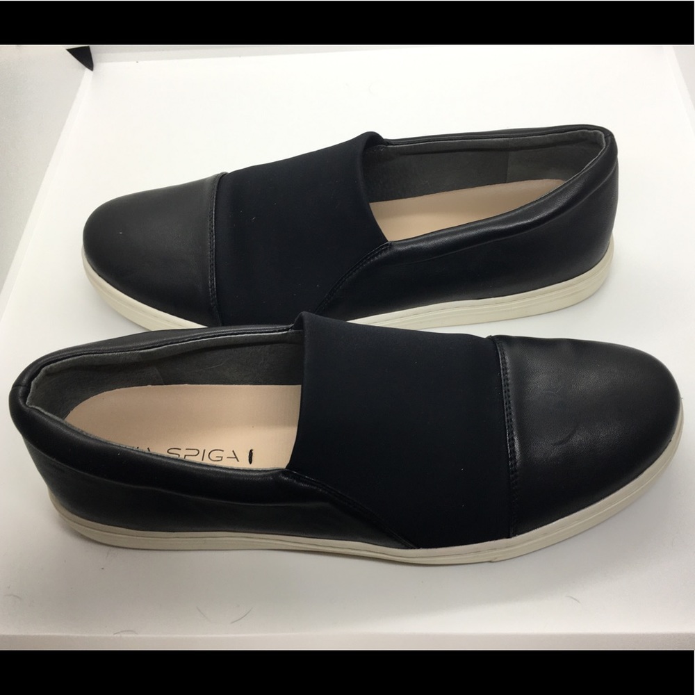Via Spiga Black Slip-On Leather Flats size 9